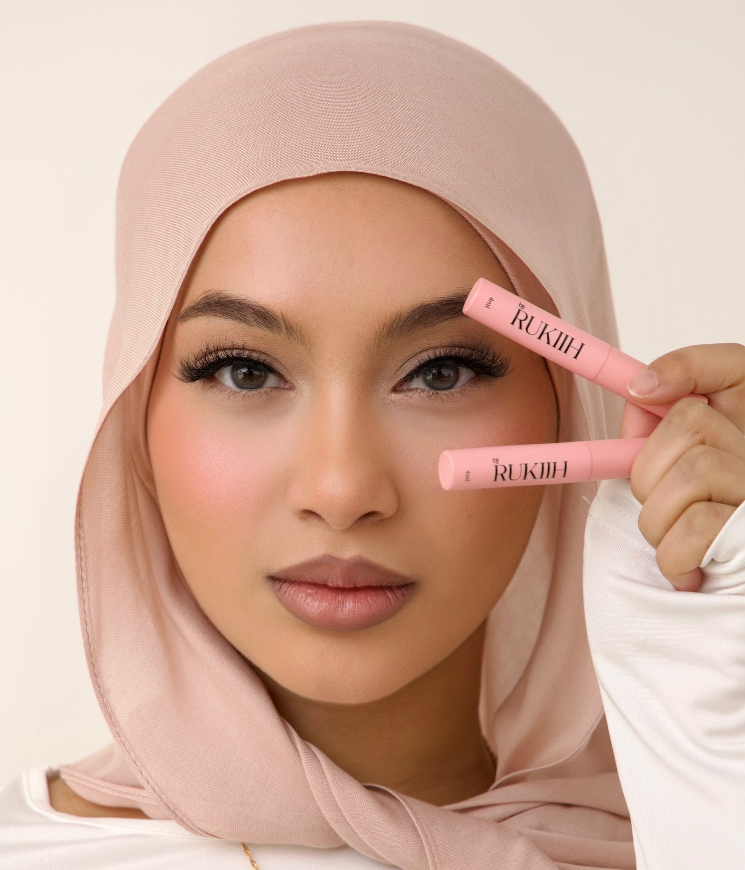 Eye Lash Glue